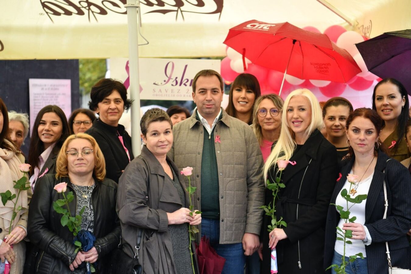 Goran Selak podržao rad Saveza žena Iskra na Trgu Krajine