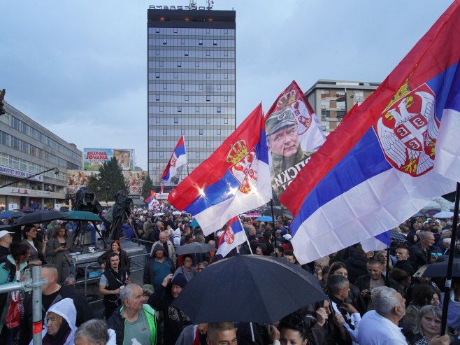 Održan veliki predizborni skup u Nišu: Poruke podrške i planovi za jug Srbije